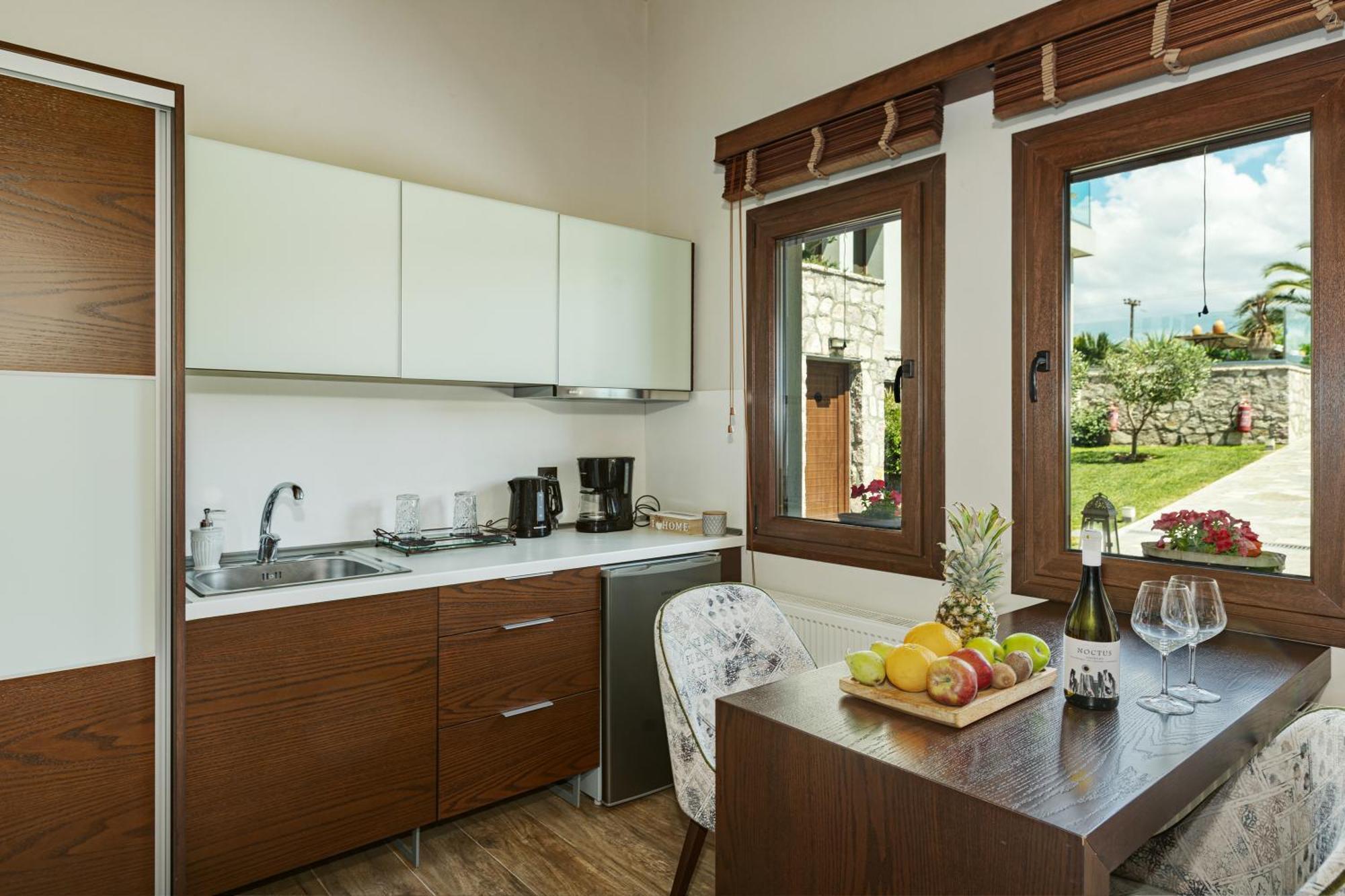 Vintage Suites Trikala Exterior photo