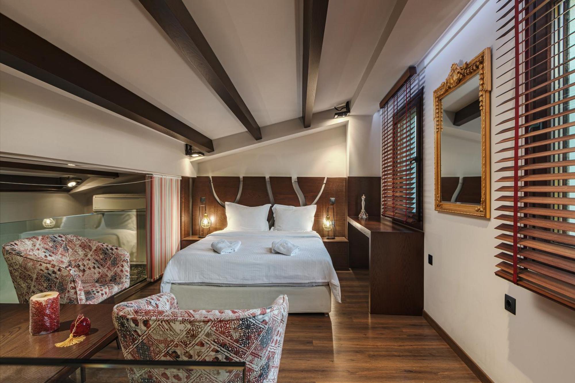 Vintage Suites Trikala Exterior photo